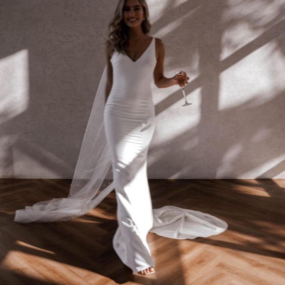 'Georgia' Wedding Dress - Designed by 'Made With Love' Bridal - Picture 6 of 10